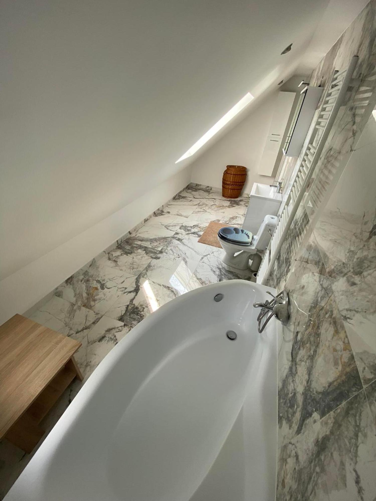 Apartman Nikol Prievidza Exteriör bild